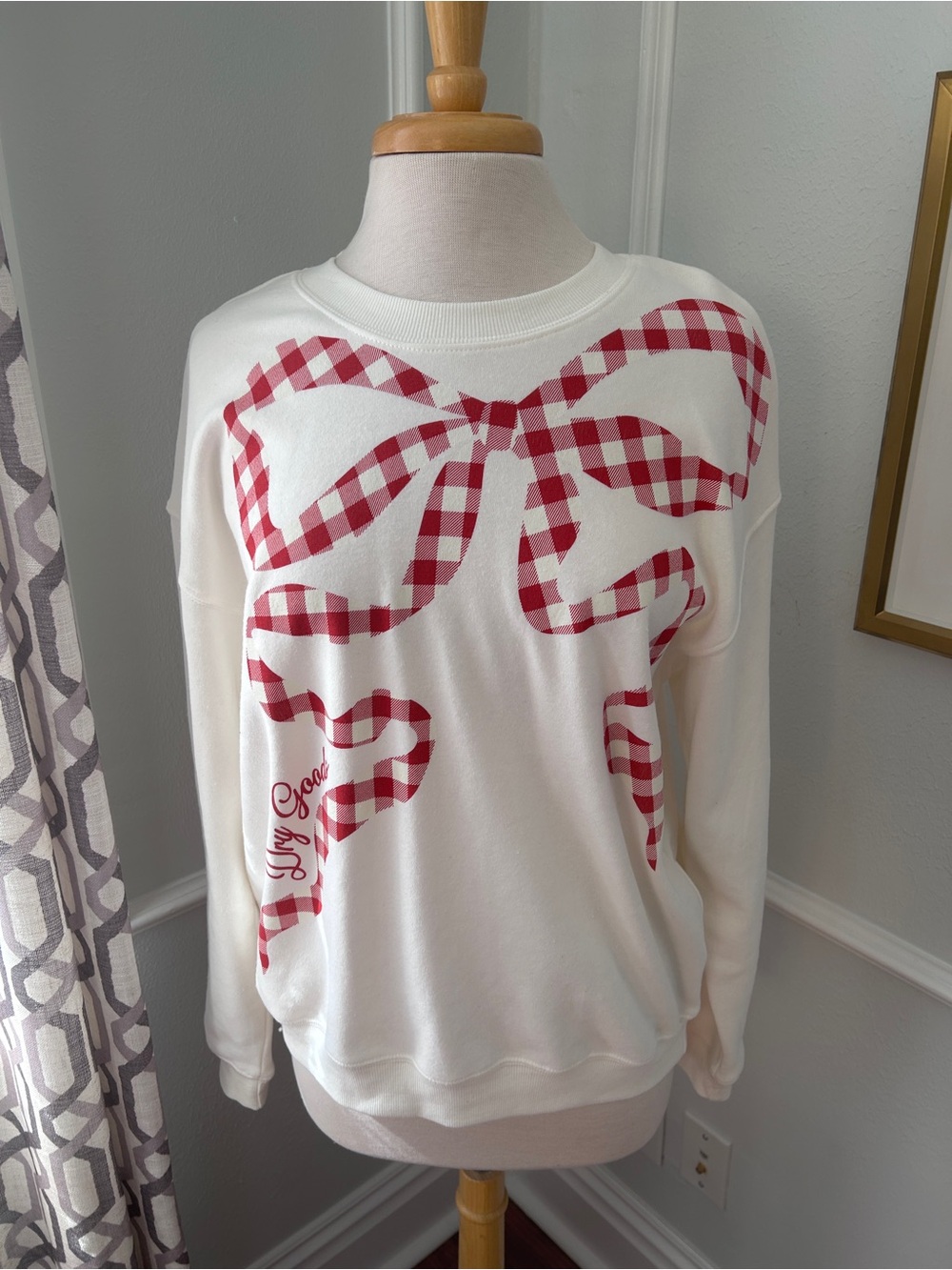 NEW Dry Goods White Sweater with Red Gingham Bow Print - Cozy Casual